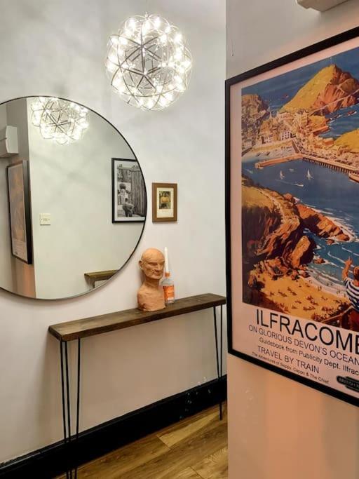 Chic Townhouse Near Tunnels Beaches Ilfracombe Esterno foto